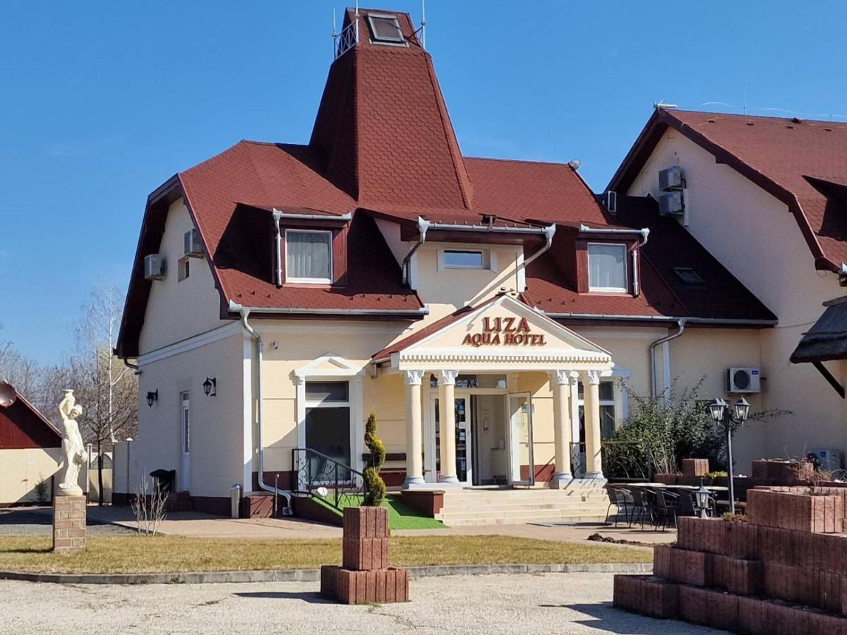 Liza Aqua & Conference Hotel Lajosmizse Luaran gambar