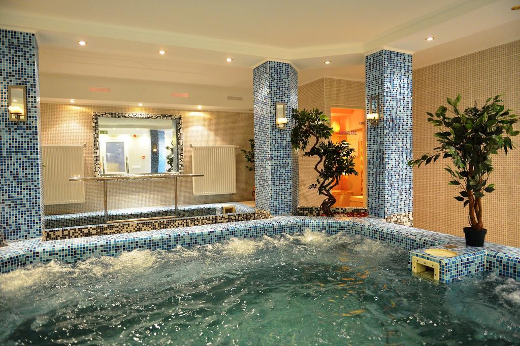 Liza Aqua & Conference Hotel Lajosmizse Luaran gambar